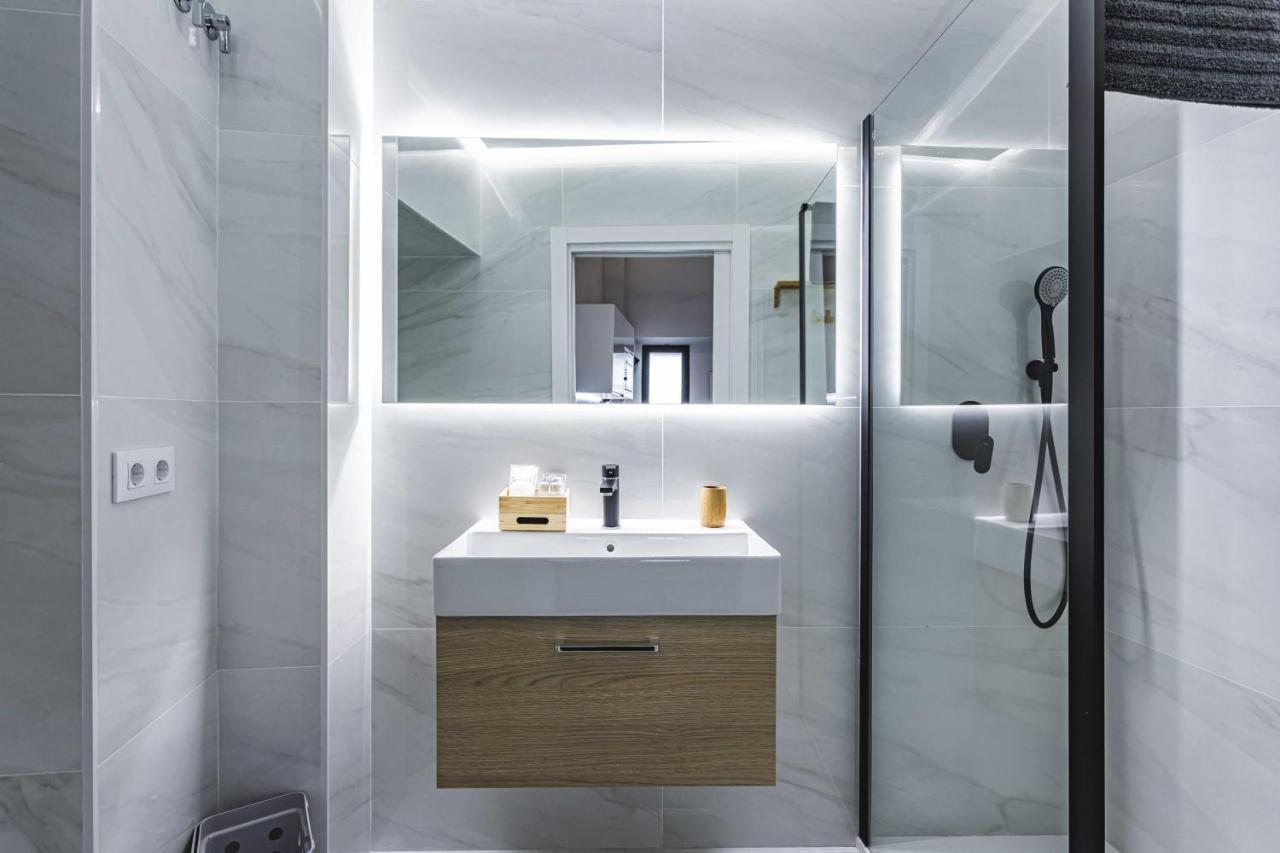 Apartamentos Caceres Central Suites "Torres De Caceres" Kültér fotó