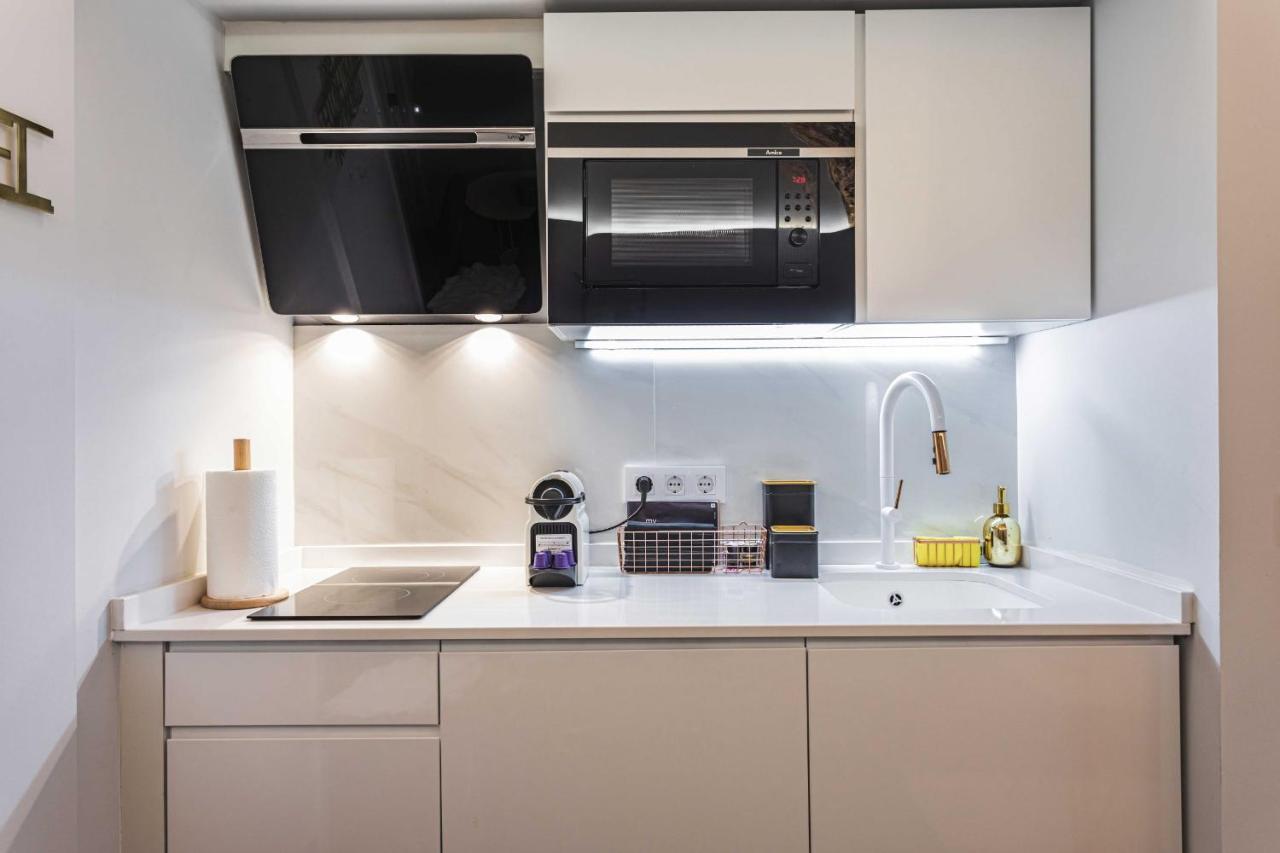 Apartamentos Caceres Central Suites "Torres De Caceres" Kültér fotó