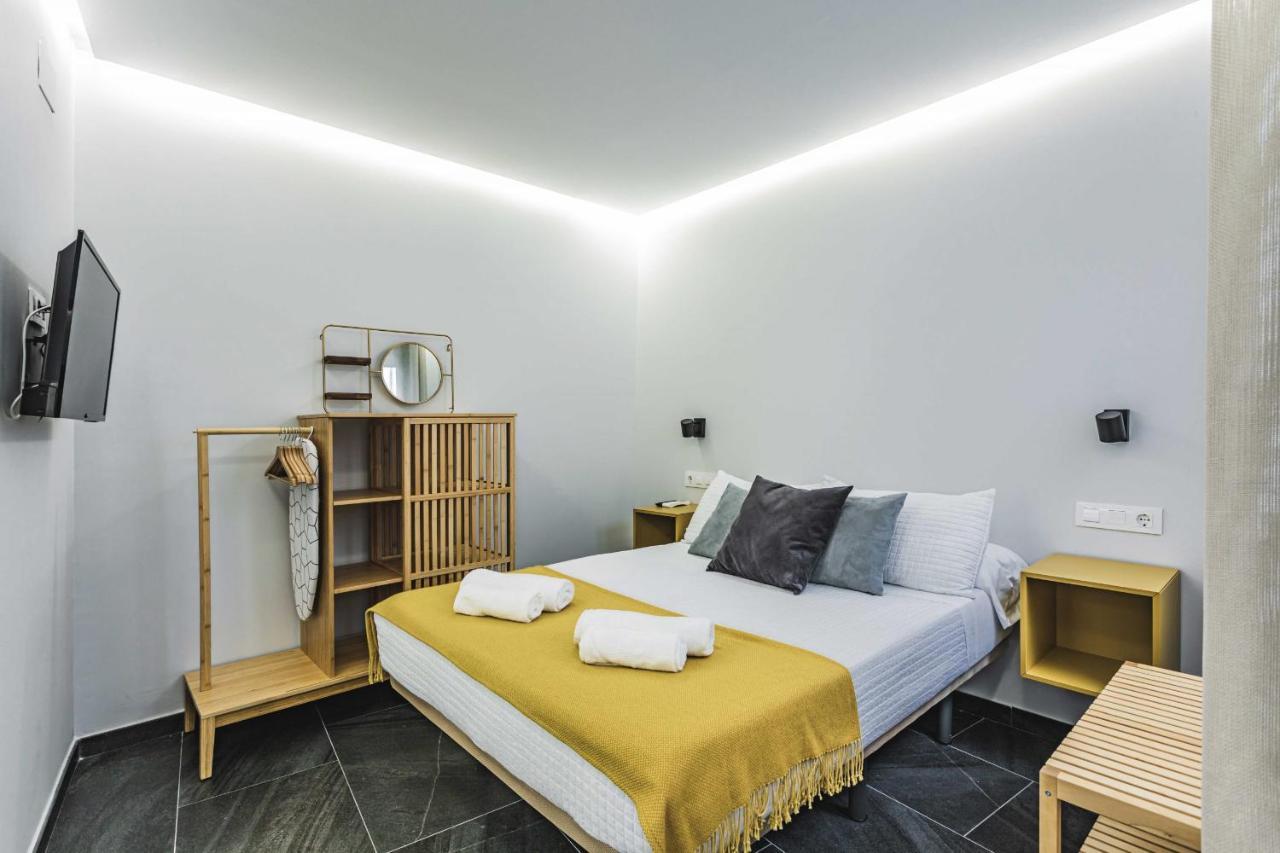 Apartamentos Caceres Central Suites "Torres De Caceres" Kültér fotó