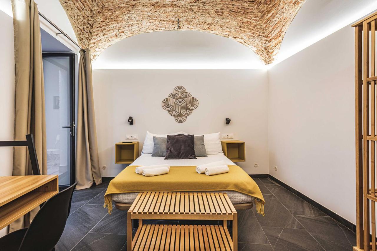 Apartamentos Caceres Central Suites "Torres De Caceres" Kültér fotó