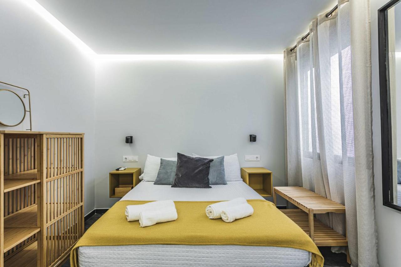 Apartamentos Caceres Central Suites "Torres De Caceres" Kültér fotó